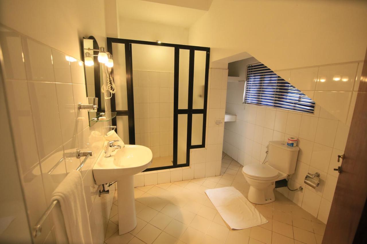 Singgah Kandy Tennekumbura Buitenkant foto
