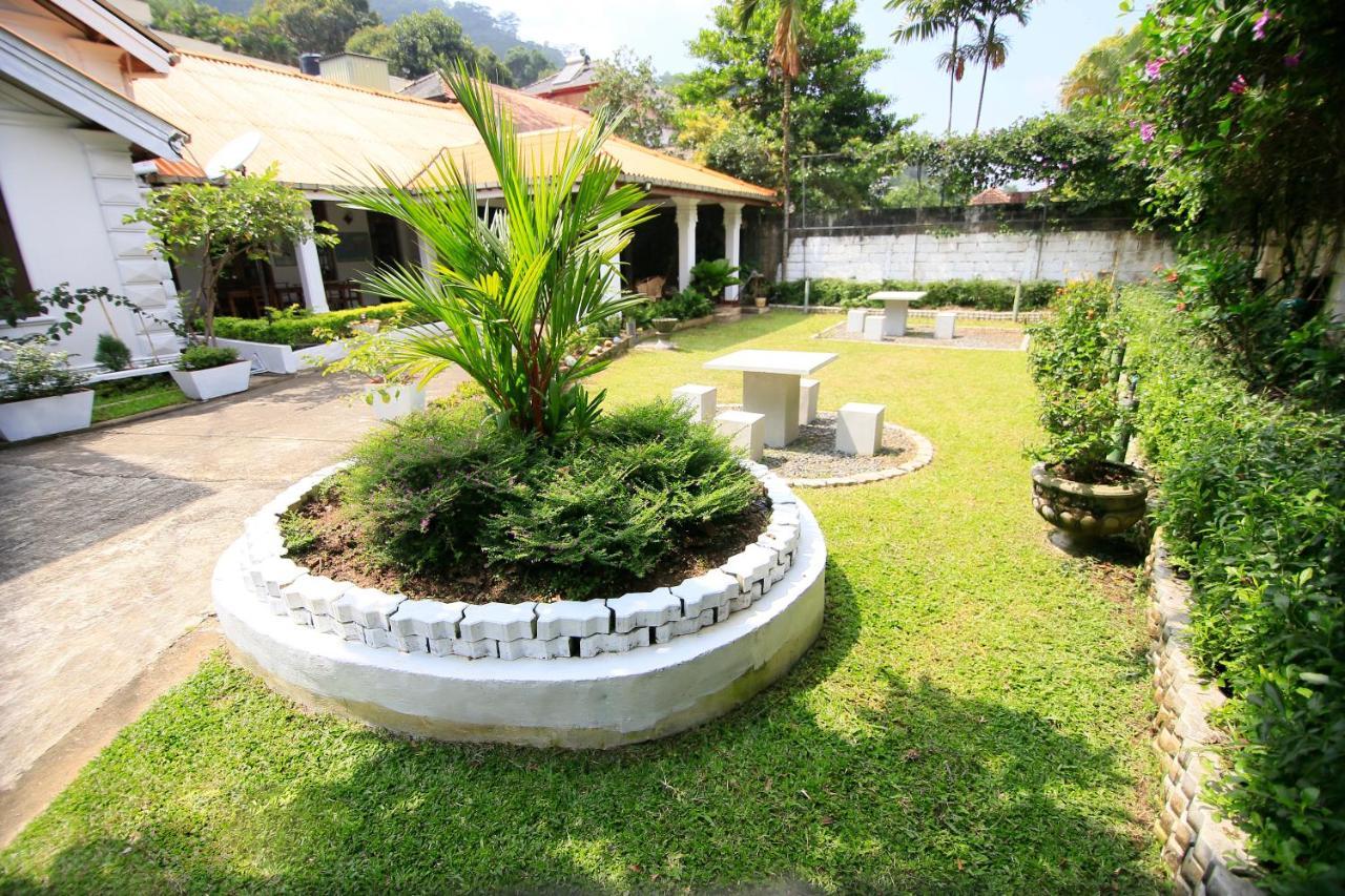 Singgah Kandy Tennekumbura Buitenkant foto