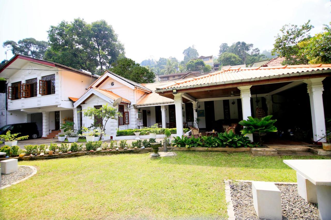 Singgah Kandy Tennekumbura Buitenkant foto